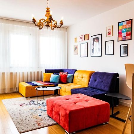 Modern Apartment With A View Feels Like Home Pristina Kültér fotó