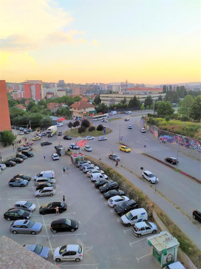Modern Apartment With A View Feels Like Home Pristina Kültér fotó